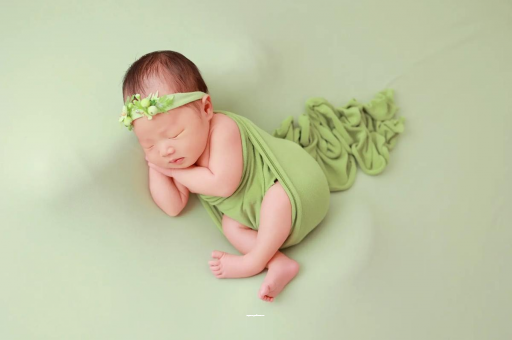 呼伦贝尔宝宝趴着睡是积食吗 呼伦贝尔宝宝趴着睡是积食吗